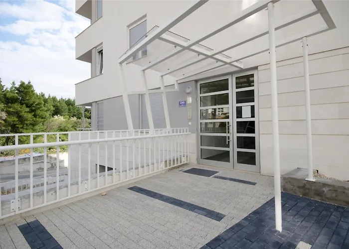 West Apartment Makarska