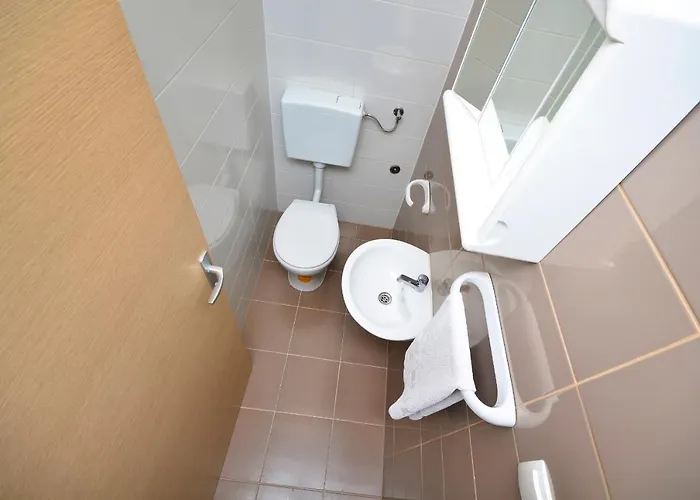 Apartment West *