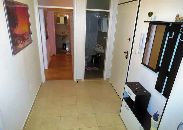 Apartment West *