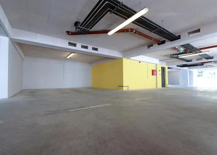 West Μακάρσκα