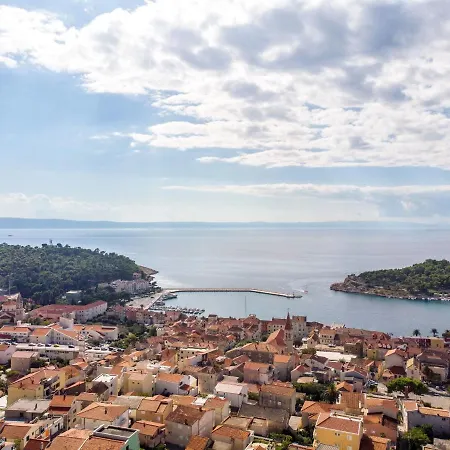 West * Makarska